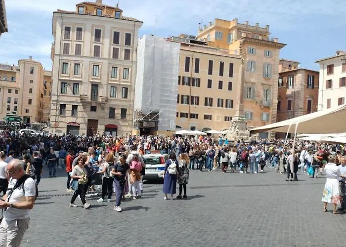 Nice In The Center Of Roma